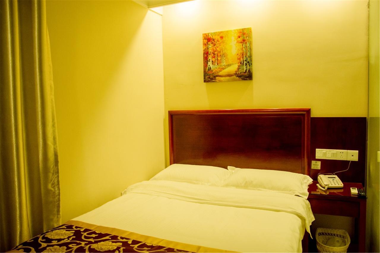 Greentree Inn Shandong Jinan Gaoxin District South Gongye Road Middle Aoti Road Express Hotel Εξωτερικό φωτογραφία